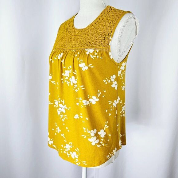 Daniel Rainn Women's Yellow Crochet Yoke Sleeveless Floral Top Size XSP NWT - Picture 4 of 15